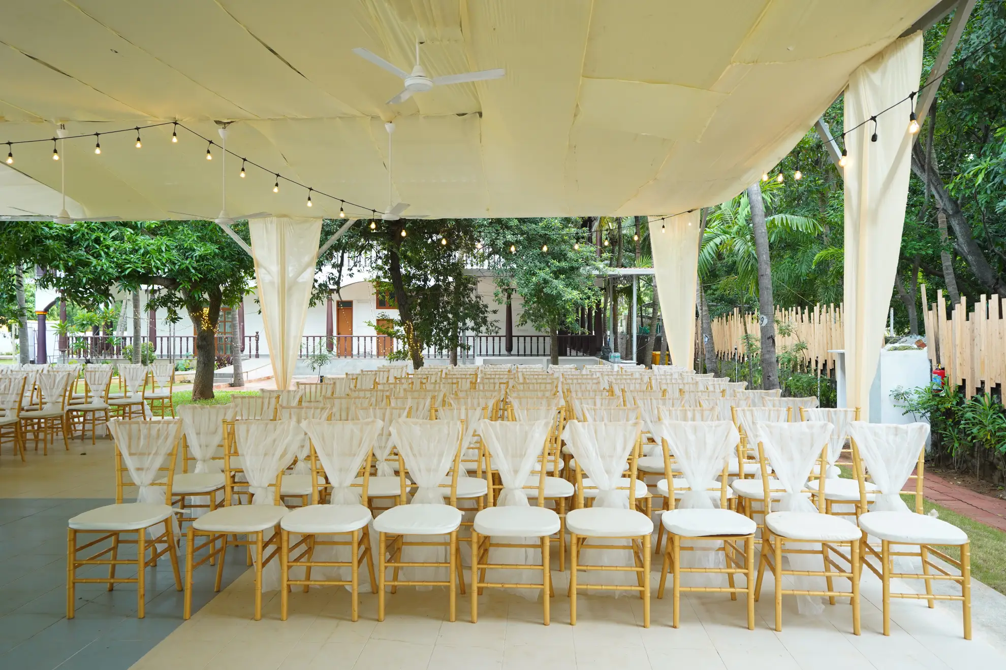 Marriage Halls In Neelankarai
